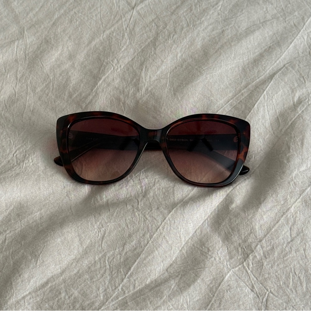 DIFF Eyewear - RAE Tortoise Shell Sunglasses
